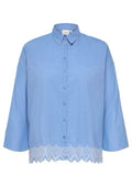 Only Carmakoma Bluse 15369723 186578001-Blue Bonnet/BRIGHT WHITE EMB